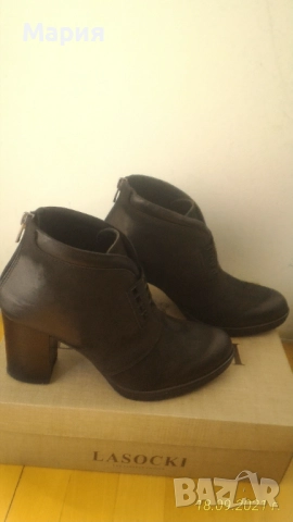 Удобни и леки боти - набук - нови!, снимка 3 - Дамски боти - 52669175