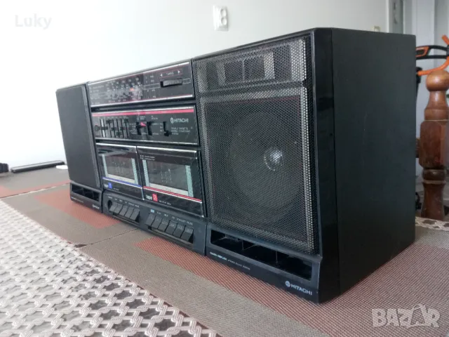 Радиокасетофон стерео-Hitachi.За ремонт,части,майстор., снимка 4 - Радиокасетофони, транзистори - 50238826