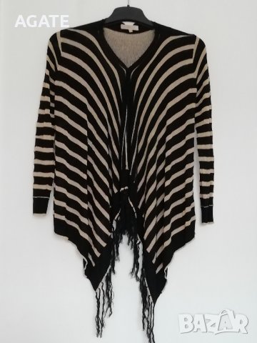 Ефектна жилетка без копчета в черно и златисто, снимка 2 - Жилетки - 43309155