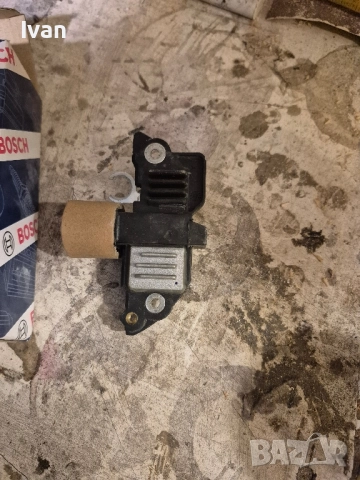 регулатор генератор четки opel astra bosch, снимка 2 - Части - 51994052