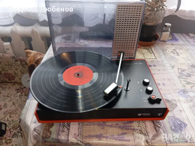 Грамофон Unitra WG 401 с вграден усилвател и говорител в капака , снимка 7 - Грамофони - 50313075
