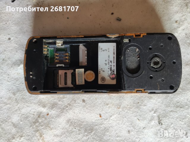 Телефон  Vertu T50, снимка 4 - Vertu - 37835250