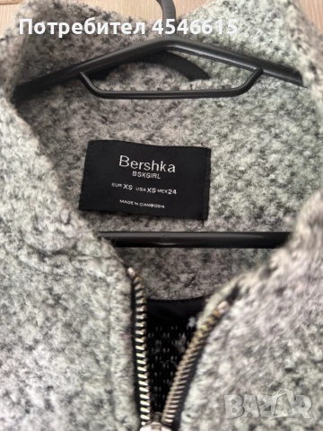 Блейзър Bershka, снимка 2 - Сака - 51167059