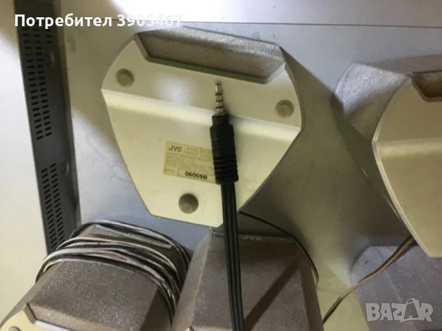 JVC dvd digital cinema sistem TH-S11, снимка 10 - Аудиосистеми - 51408920