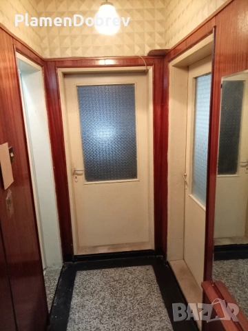 продавам апартамент 120кв на улица Тридесет и първи полк на 4 от 5 етажна сграда няма асансьор , снимка 3 - Апартаменти - 53272412