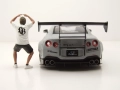 Nissan GT-R R35 Liberty Walk Bodykit Type 2 2024 с фигурка - мащаб 1:18 на Solido е нов в кутия, снимка 6