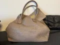 Голяма дизайнерска чанта Bottega Veneta от естествена кожа нова, снимка 3