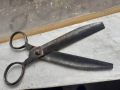 Стара кована възрожденска ножица със златни набивки, снимка 6