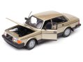 Volvo 240 GL - мащаб 1:24 на Welly моделът е нов в кутия, снимка 3