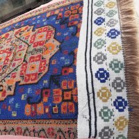 Стар вълнен ръчно тъкан и бродиран килим - килимче, снимка 3 - Антикварни и старинни предмети - 43821230
