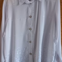 Копринена блуза с бродерия, снимка 1 - Блузи с дълъг ръкав и пуловери - 43364786