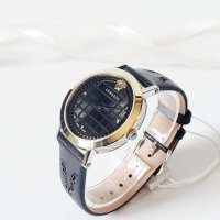 Луксозен дамски часовник Versace VELV00120 Medusa Chain, снимка 4 - Дамски - 34872111