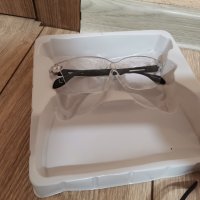 Овеличителни очила, снимка 5 - Слънчеви и диоптрични очила - 43861151