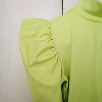 Уникално боди с интересен дълъг ръкав Bershka , снимка 5 - Блузи с дълъг ръкав и пуловери - 38102985