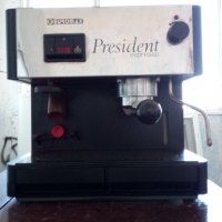Продавам кафе машини с кафемелачки 2 бр. за еспресо.За майстор.Обявената цена е за двете., снимка 1 - Кафемашини - 39659639