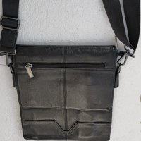 Мъжка кожена чанта с капак., снимка 6 - Чанти - 38999841