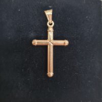Дамски златен кръст , снимка 1 - Колиета, медальони, синджири - 33072185