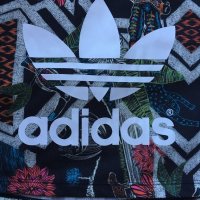 Уникален кроптоп Adidas Originals, снимка 3 - Корсети, бюстиета, топове - 28253662