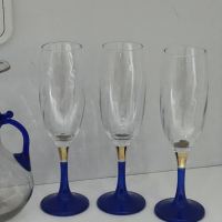 Чаши за вино синьо стъкло , снимка 2 - Чаши - 44847505