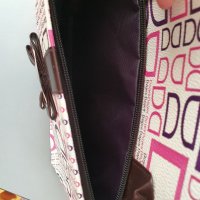 Стилна дамска чанта, нова, снимка 4 - Чанти - 36607875