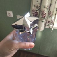   thierry mugler angel 100 мл  100% оригинален   НАМАЛЕН САМО НА 1 АПРИЛ , снимка 3 - Дамски парфюми - 31827485