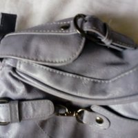 Светло лилава дамска чанта с дръжки и странични джобчета, снимка 3 - Чанти - 28400000