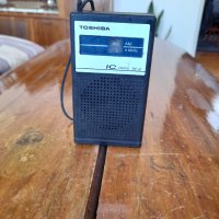 Старо радио,радиоприемник Toshiba #2, снимка 1 - Други ценни предмети - 32389330