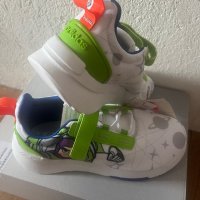 Adidas Disney детски маратонки, снимка 2 - Детски маратонки - 43744014