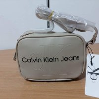 Луксозна чанта Calvin Klein код D-G151, снимка 1 - Чанти - 35844261