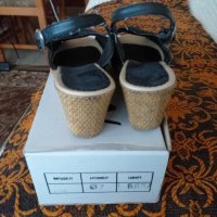Продавам изгодно 4 чифта  нови и запазени дамски обувки, снимка 7 - Дамски боти - 39119612