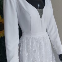 сватбена булчинска рокля с шлейф и ръкави, снимка 4 - Сватбени рокли - 39853055