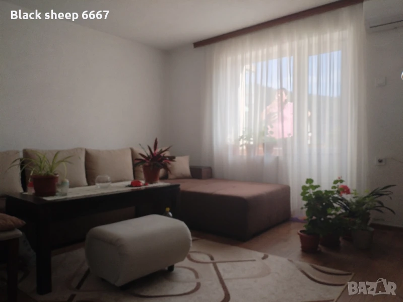 Напълно отремонтиран етаж от къща , снимка 1