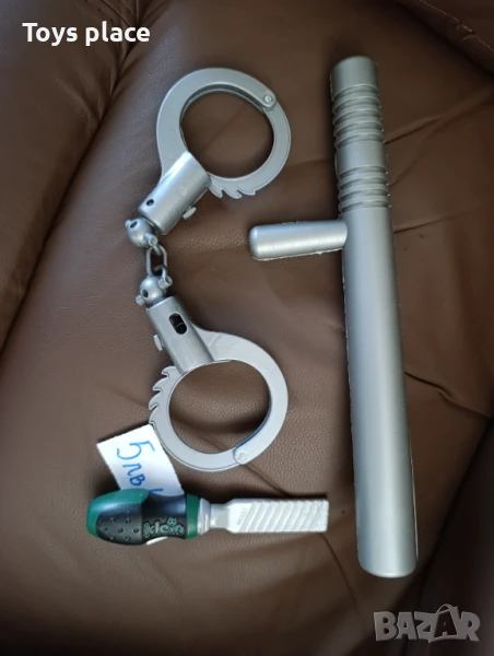 Играчки за момче белезници и палка за полицай , снимка 1