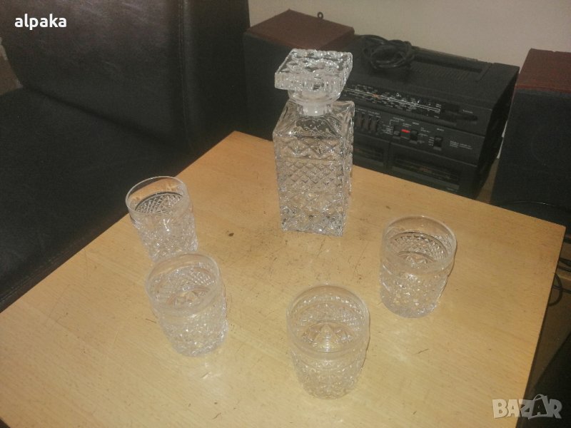 Продавам чешки кристален сервиз Бертоне, снимка 1