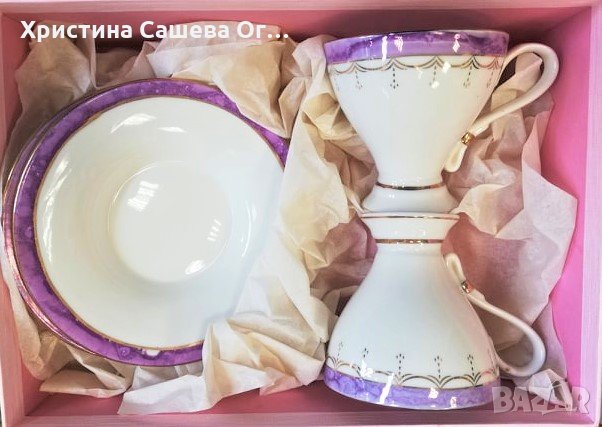 Нежен комплект за кафе, чай или капучино от две чаши с чинийки в кутия за подарък., снимка 1