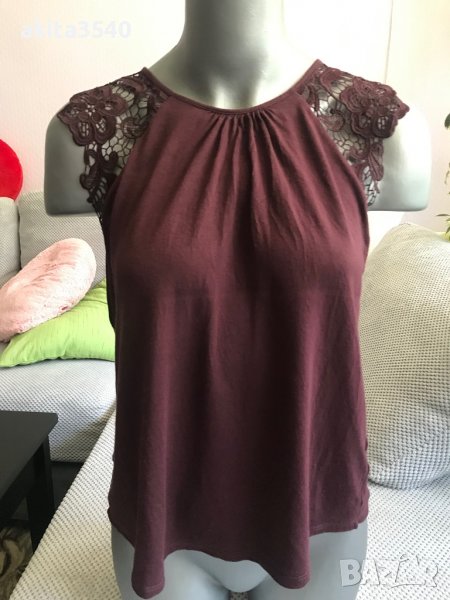 Виненочервен потник с дантела, снимка 1