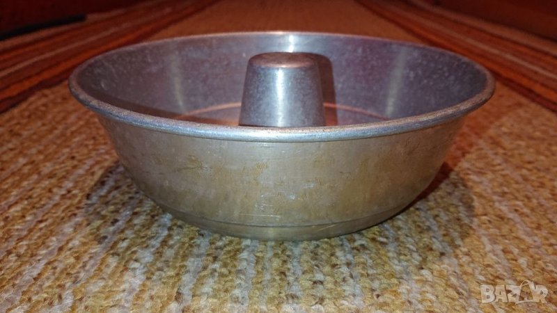 Шведска алуминиева форма за кекс, снимка 1