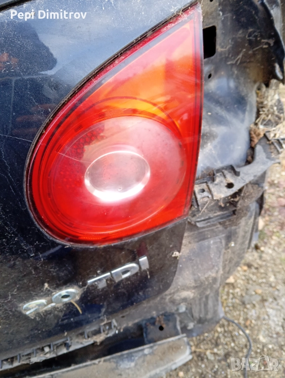 Десен вътрешен стоп Volkswagen Golf V Hatchback (10.2003 - 02.2009), снимка 1