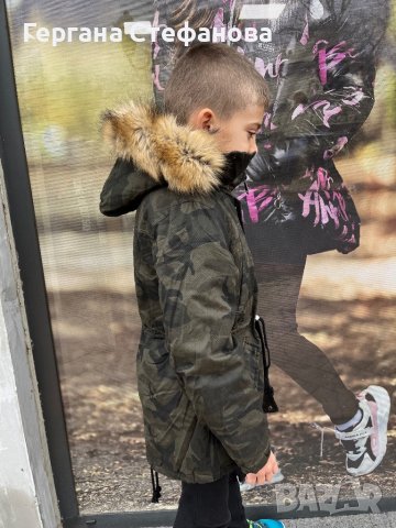 Дебела камуфлажна парка с голям пух на качулката ❄️ Размери -8г.10г.12г.14г.16г. Цена -45 лв, снимка 4 - Детски якета и елеци - 43437567