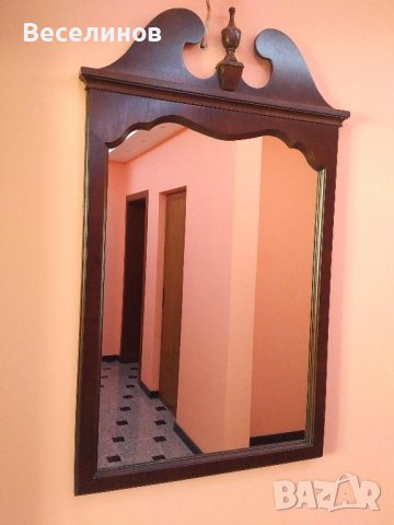 Интериорно огледало за коридор антре с Дървена рамка Дърво Дървено, снимка 1 - Огледала - 43914968