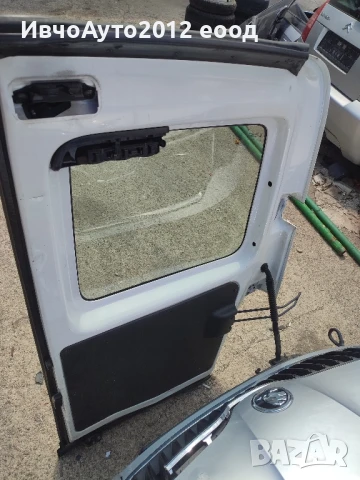 Врата задна лява Peugeot partner Citroen Berlingo 96-08г, снимка 4 - Части - 51225378