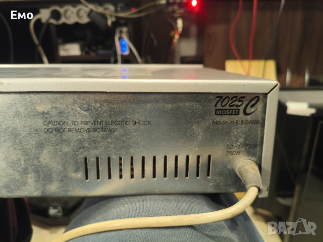 Български усилвател , снимка 3 - Ресийвъри, усилватели, смесителни пултове - 53052295