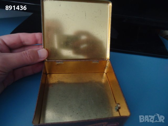 Стара колекционерска ламаринена кутия за пури пурети , снимка 5 - Колекции - 43592178
