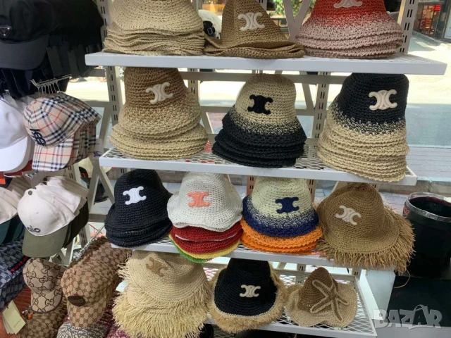 шапки celine loewe , снимка 3 - Шапки - 50786140