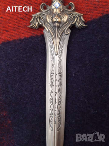Декоративен меч