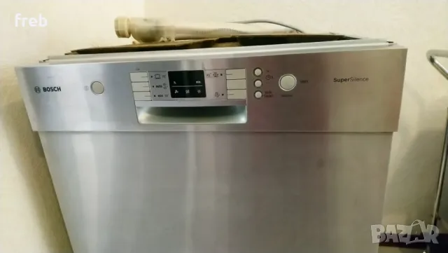 Съдомиялна Bosch за вграждане или свободен монтаж, снимка 2 - Съдомиялни - 47830046