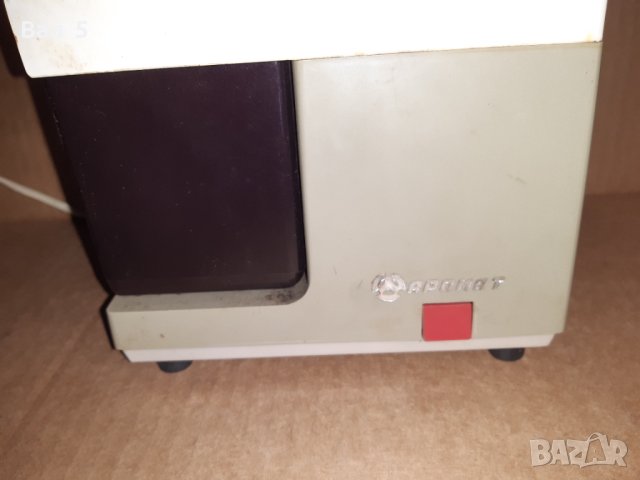 Стара електтрическа кафемелачка АРОМАТ - СССР, снимка 7 - Антикварни и старинни предмети - 43478526