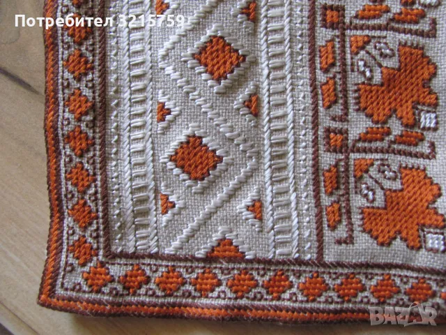 Винтидж ръчно бродирано каре, покривка, 73х40см., снимка 6 - Декорация за дома - 50421345