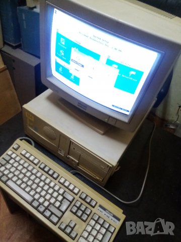 Оlivetti M4 Pentium 233, Монитор, стар компютър ретро , снимка 1 - Работни компютри - 37788856