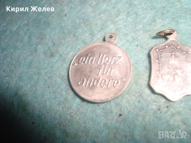 3 СТАРИ СРЕБЪРНИ или ПОСРЕБРЕНИ РЕДКИ КАТОЛИЧЕСКИ ИКОНКИ ДВУСТРАННИ РЕЛЕФНИ 26082, снимка 4 - Антикварни и старинни предмети - 35032416